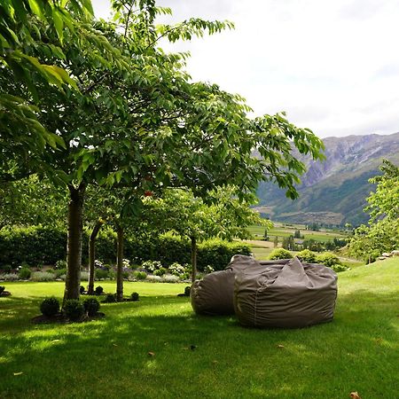 Mt Rosa Lodge Boutique Vineyard Accommodation Ванака Екстер'єр фото
