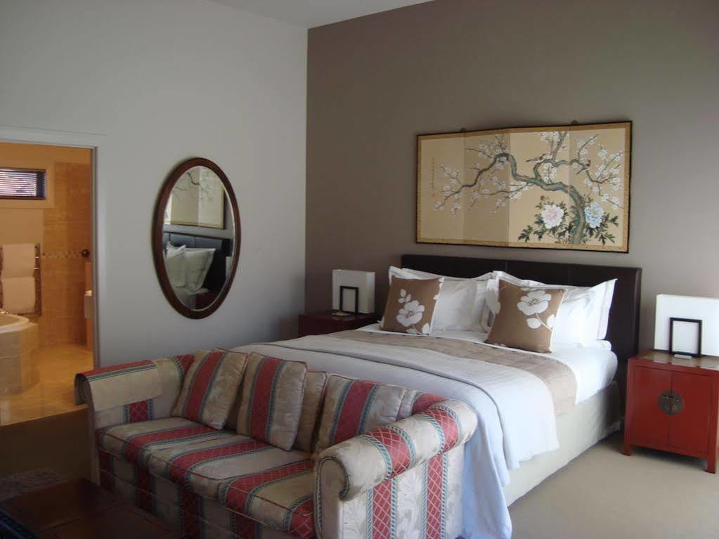 Mt Rosa Lodge Boutique Vineyard Accommodation Ванака Екстер'єр фото